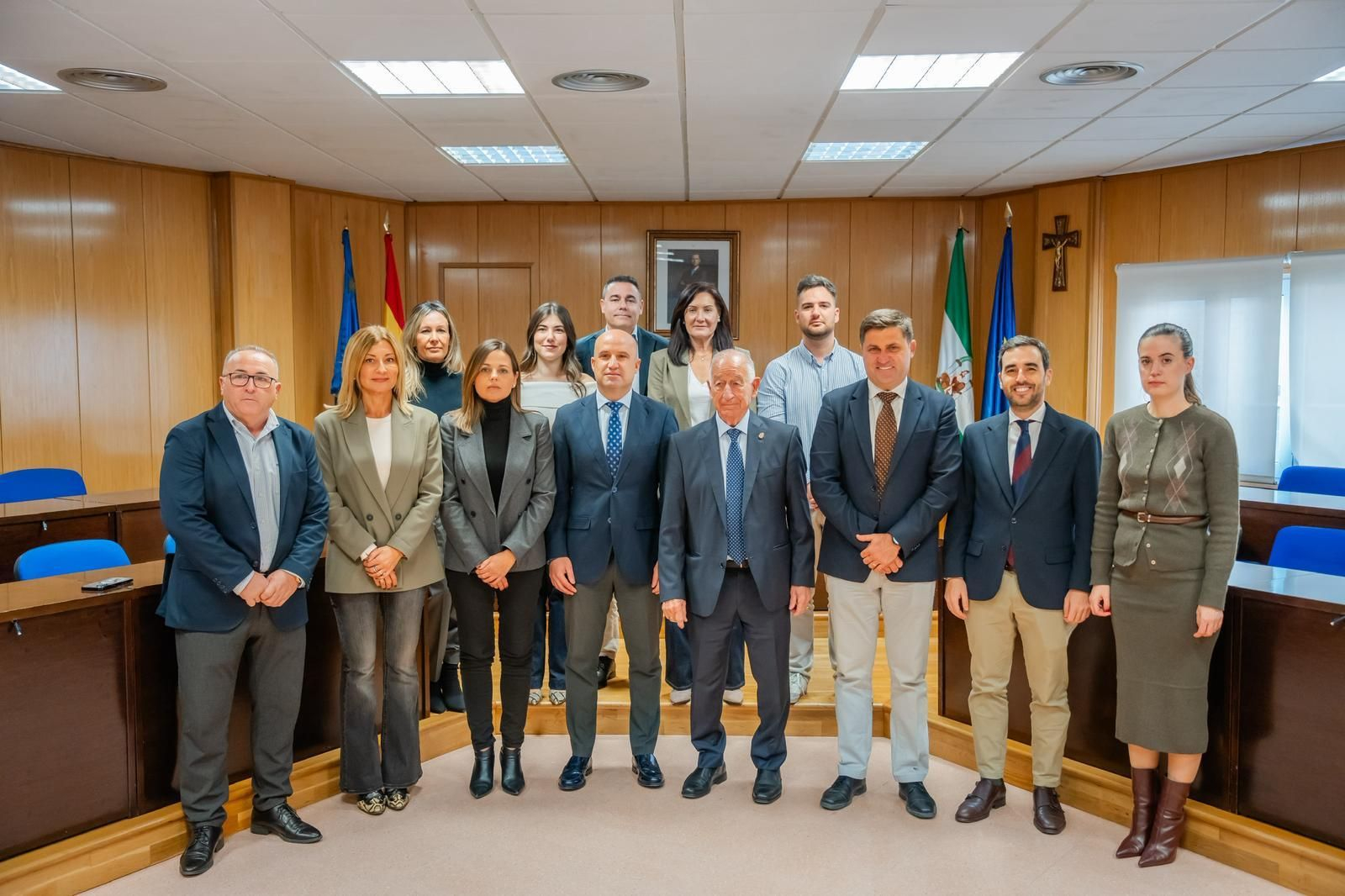 Visita de José Antonio García Alcaina al Ayuntamiento de Roquetas de Mar.
