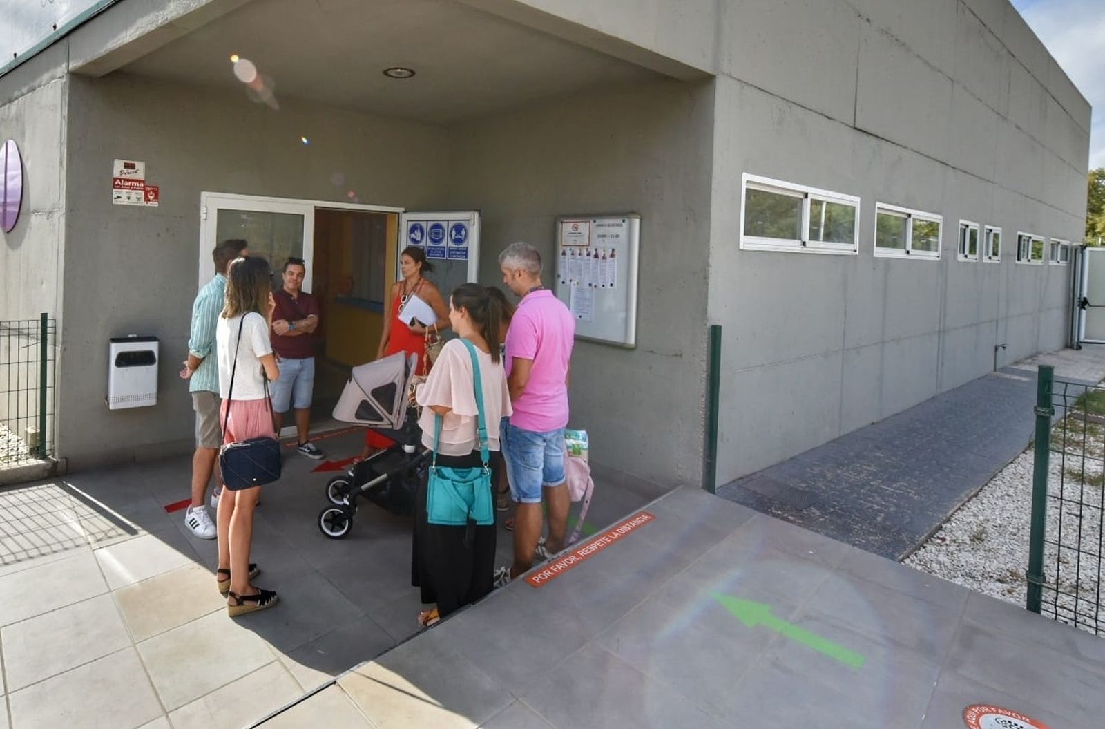 Entrada a una guardería en Algeciras, este viernes.