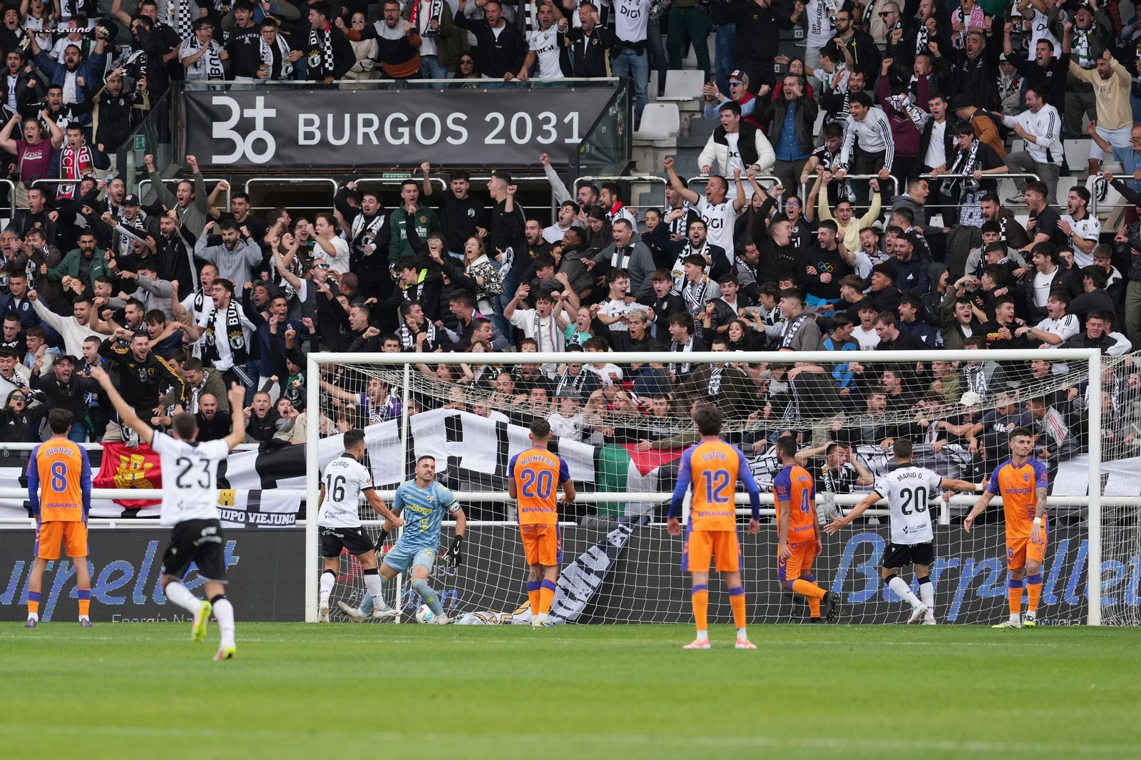Las fotos del Burgos-Málaga CF