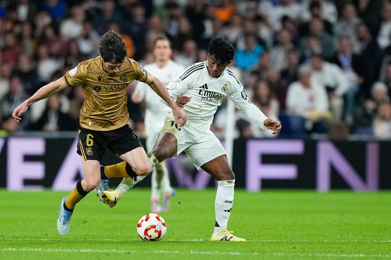 Las fotos del Real Madrid - Real Sociedad camino del Estadio de la Cartuja