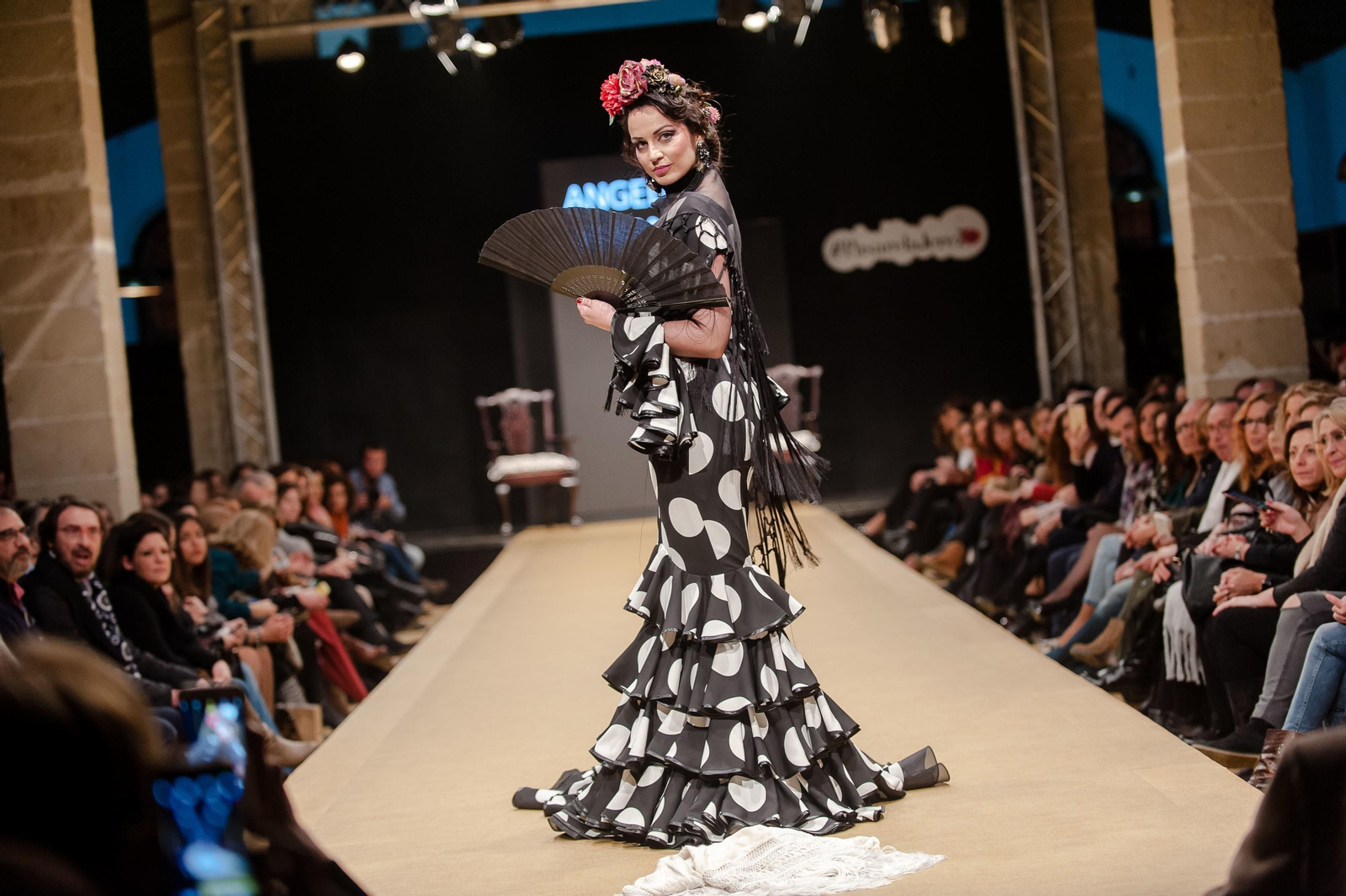 El desfiles de Ángeles Verano, en imágenes