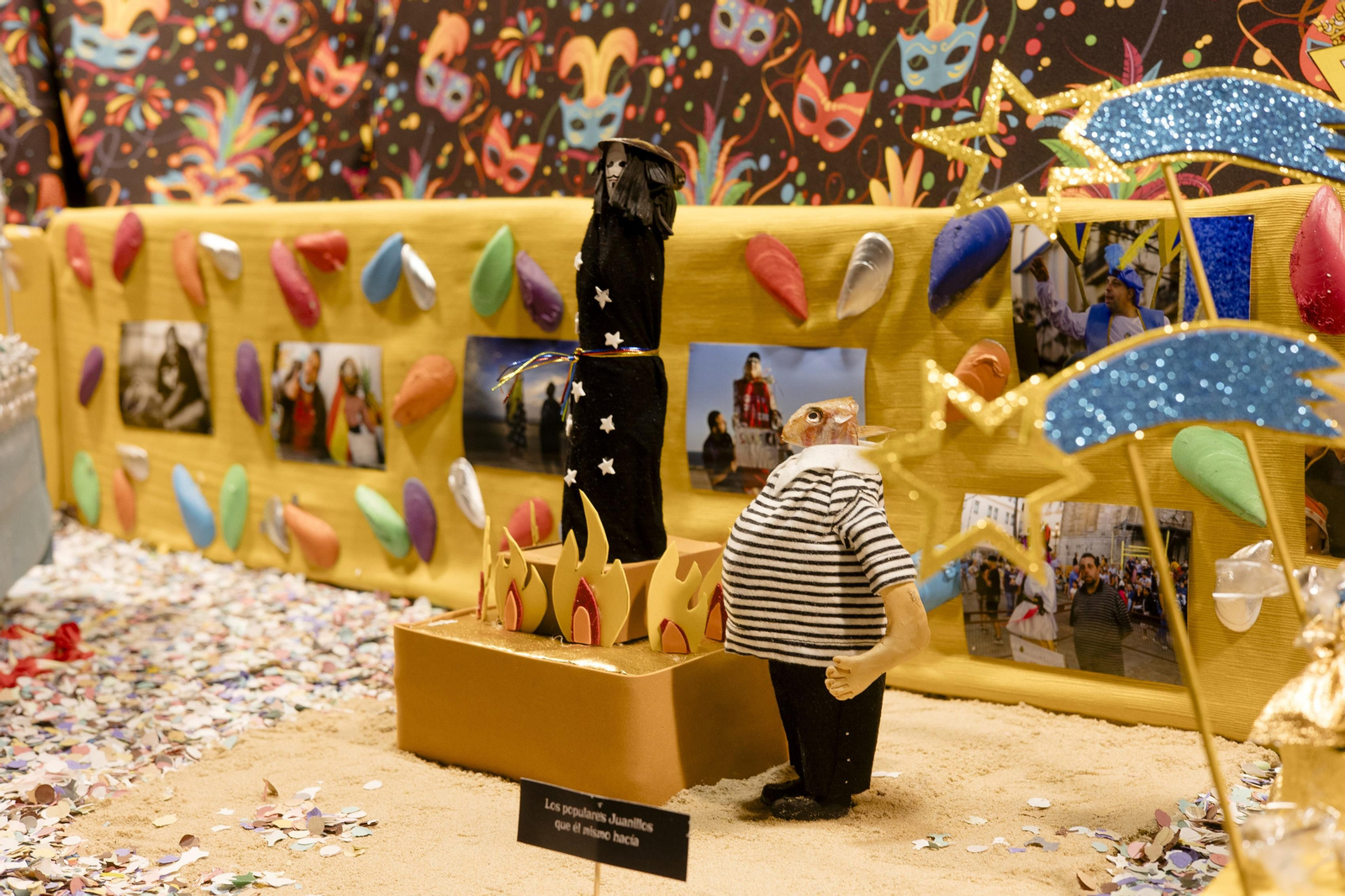 Las imágenes de la fiesta de los Tosantos en el Mercado Central