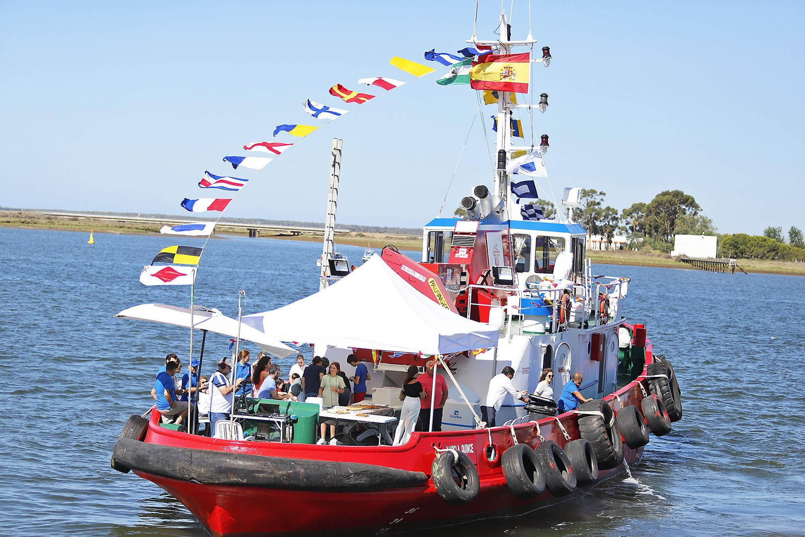 Las imágenes de la Virgen del Carmen por la Ría de Huelva
