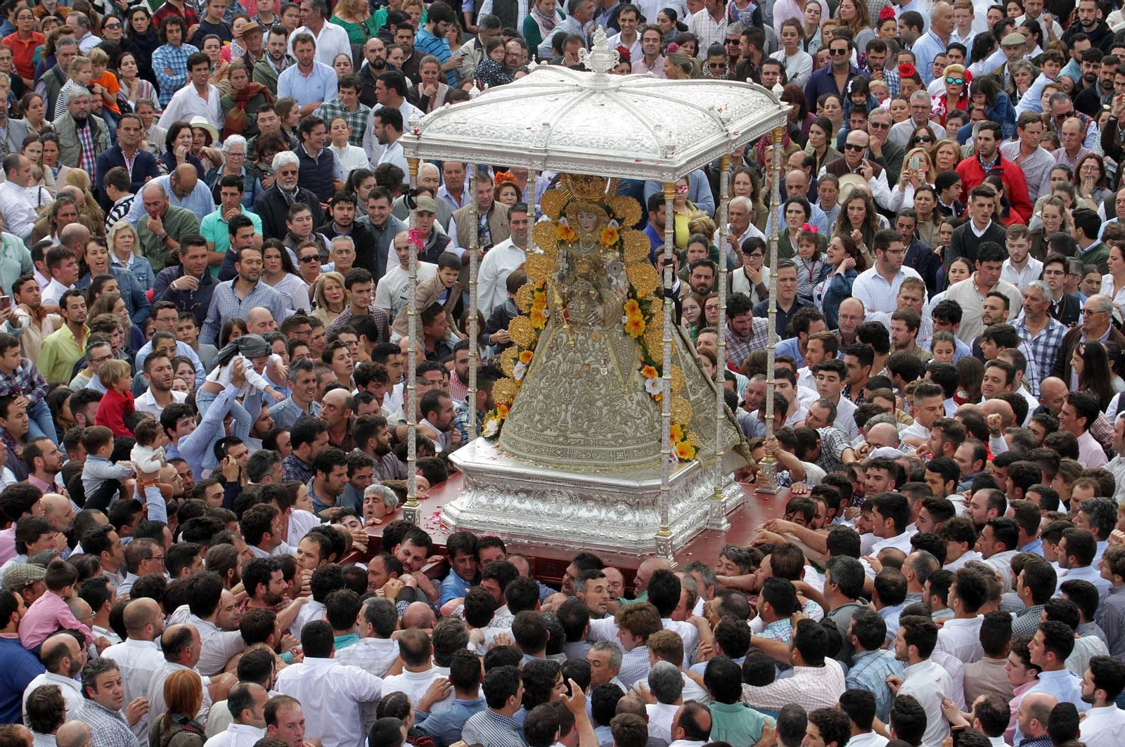 El Lunes de Pentecostés en imágenes