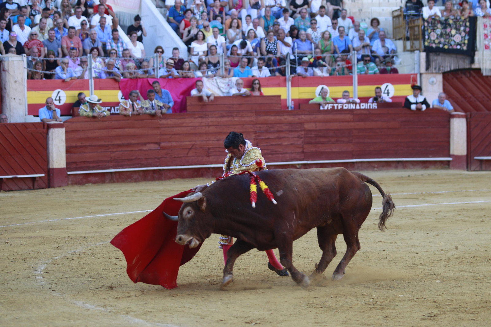 Triunfo del diestro Emilio de Justo en la Corrida de Toros de la Feria de Almería 2023