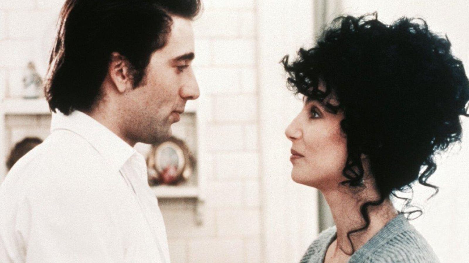 Con Nicolas Cage en una secuencia de 'Hechizo de luna'.