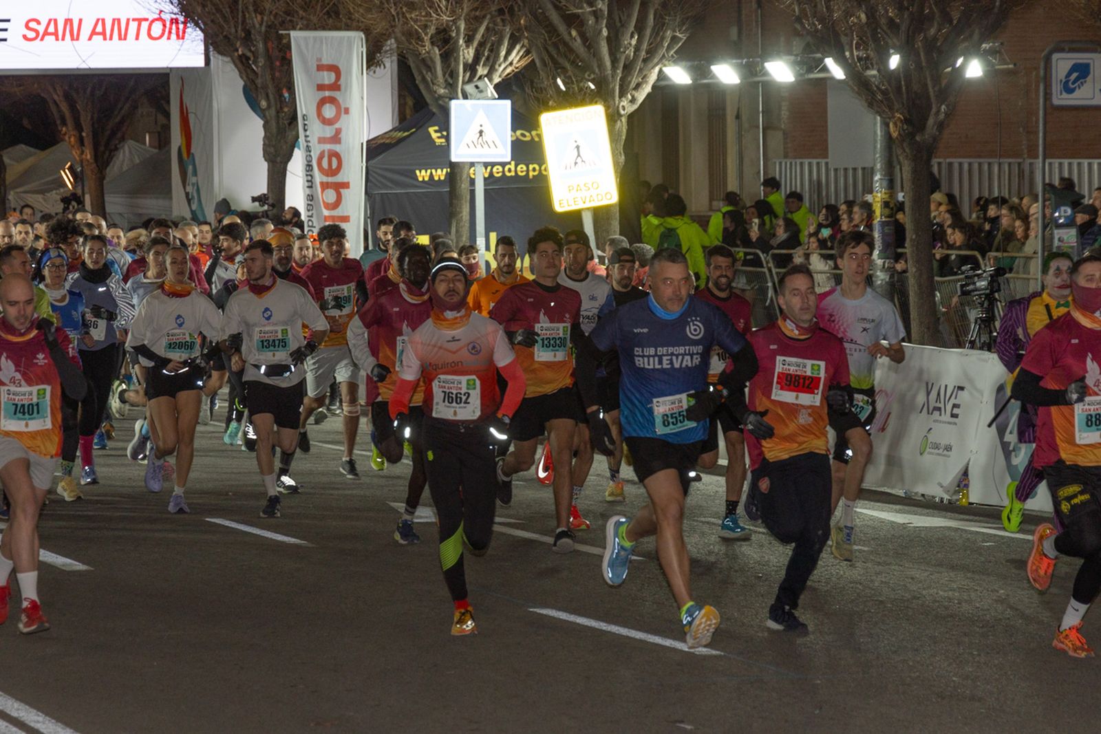 Encuéntrate en la salida de la Carrera de San Antón 2026, en imágenes (2)