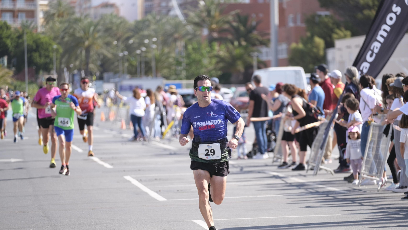 Imágenes de la Carrera del Puerto de Almería 2023