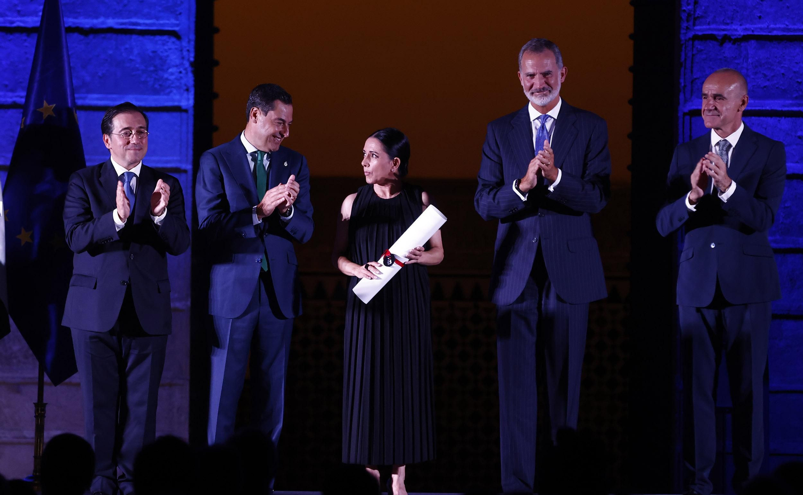 El Rey en el Alcázar de Sevilla con motivo de  los actos del V Centenario de Magallanes y ElCano, en imágenes
