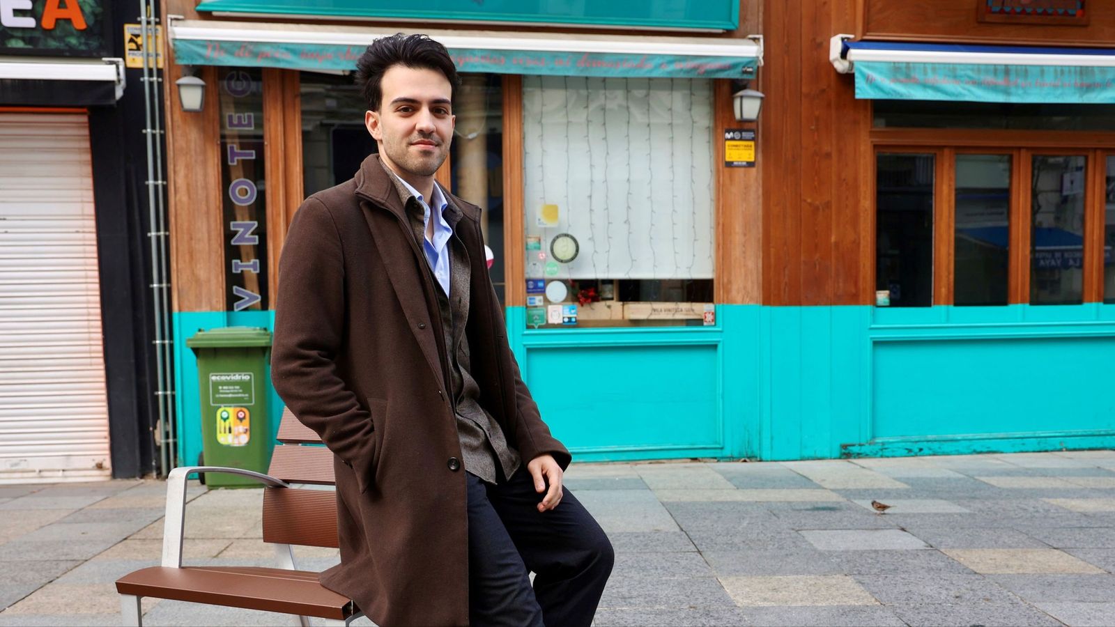 Luis González Garrido (Utrera, 1997) el pasado 5 de enero en una calle del centro de Sevilla