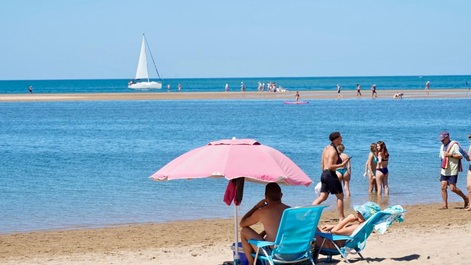 Playa de El Portil. Playa de El Portil.