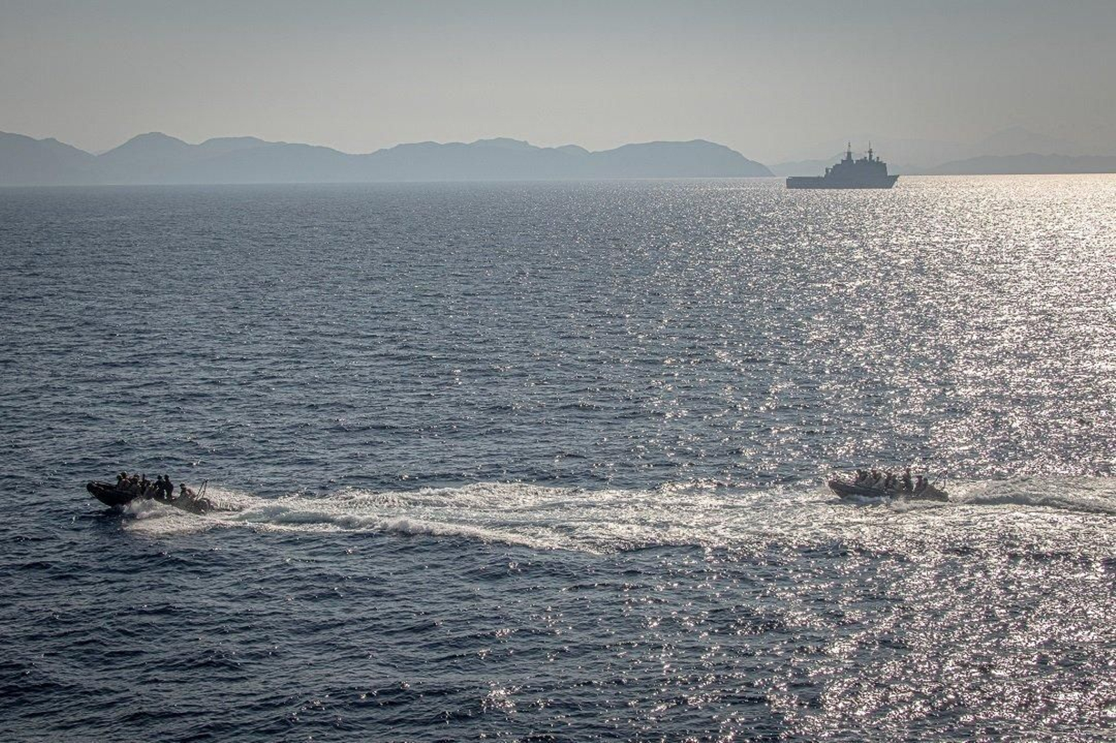 La Armada, en las maniobras de la OTAN en Turquía: imágenes de los buques Juan Carlos I, Castilla, Galicia y la Infantería de Marina