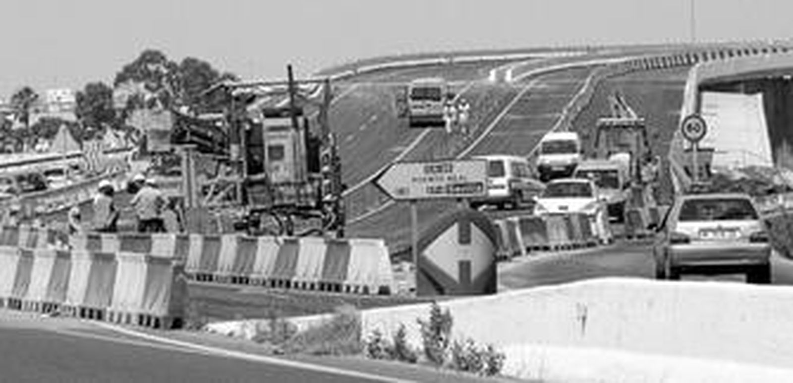 Fomento abrirá el jueves el enlace del Río San Pedro de acceso a la capital