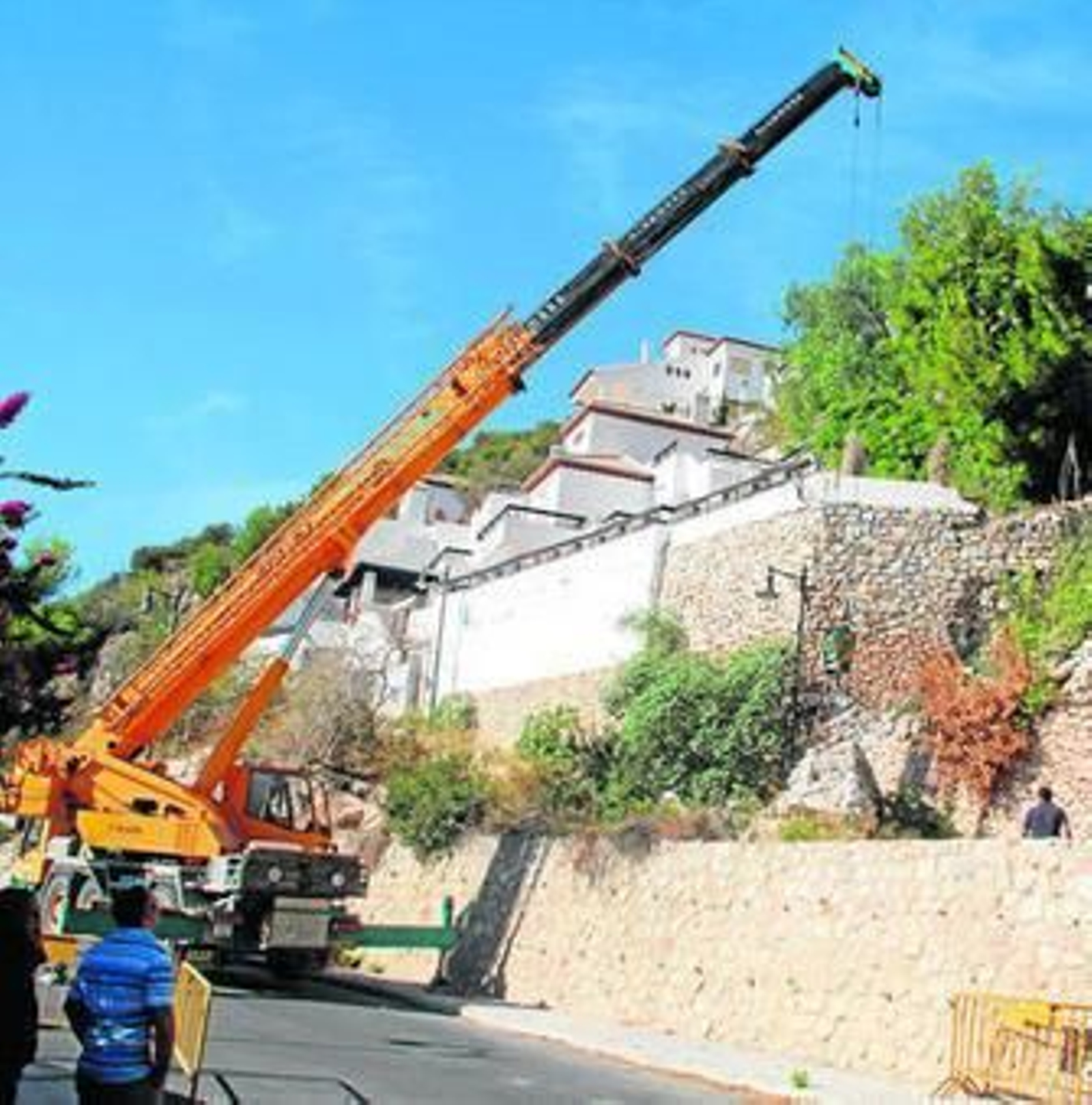 Actuaciones en la urbanización Cármenes del Mar de Cerro Gordo.