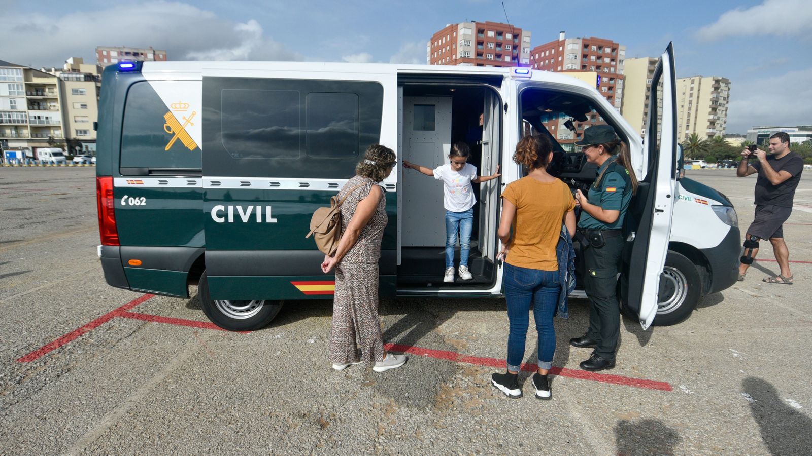 Las fotos de la exhibición de medios de la Guardia Civil en el llano amarillo