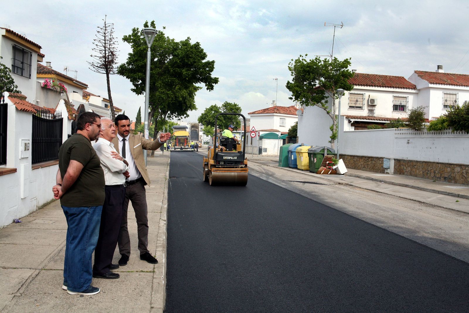 La 'marea negra 2018' llega a Olivar de Rivero