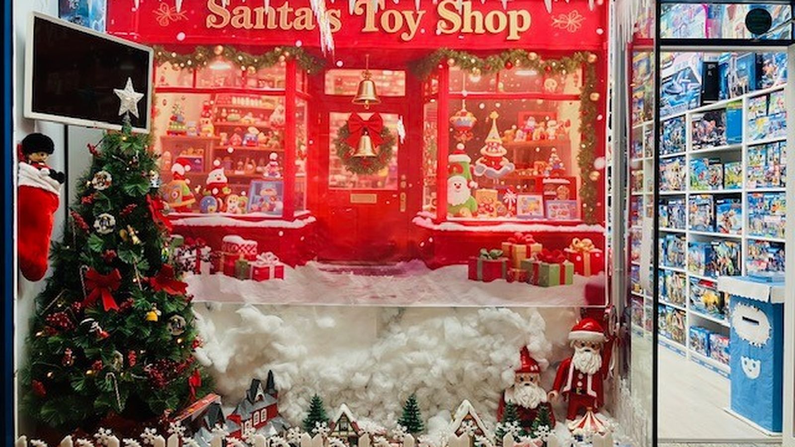 Escaparate de Roquetas de Mar en esta Navidad.