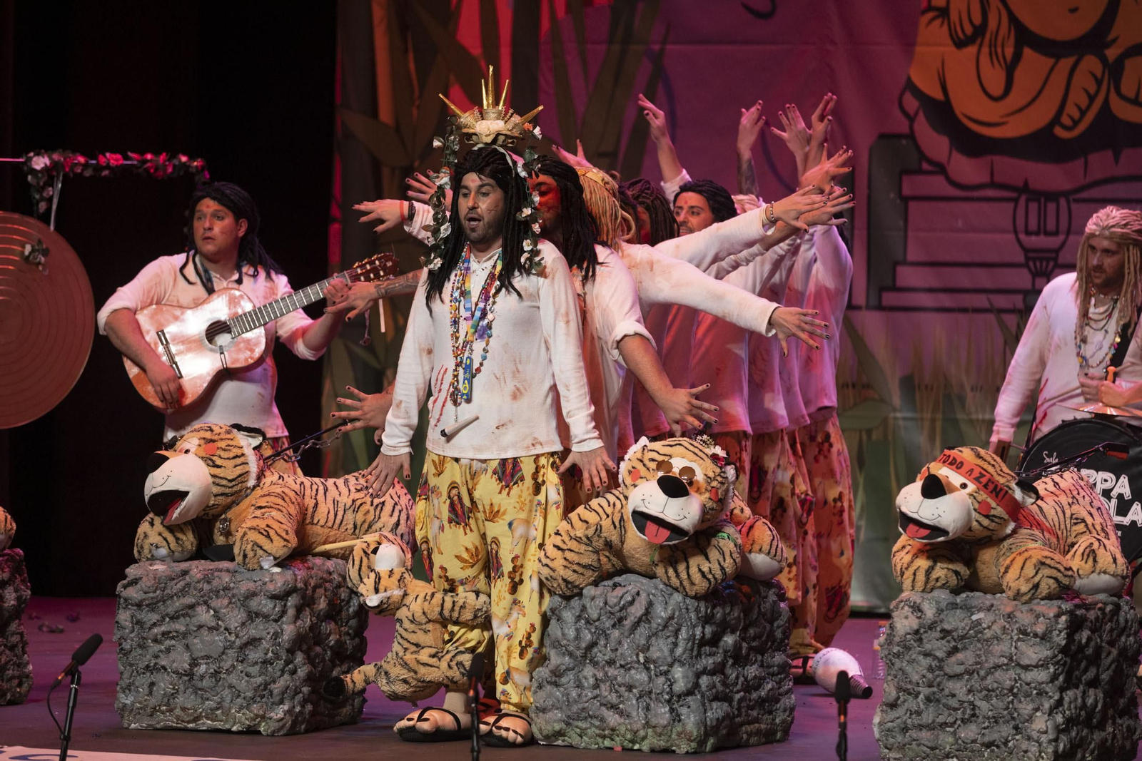 Imágenes de la actuación de la murga de Ayamonte 'Todo a zen!' en el Carnaval Colombino