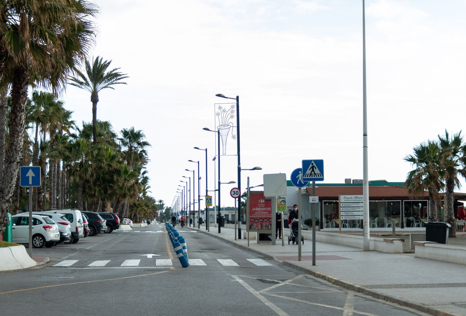 Imagen de archivo del paseo marítimo de Salobreña
