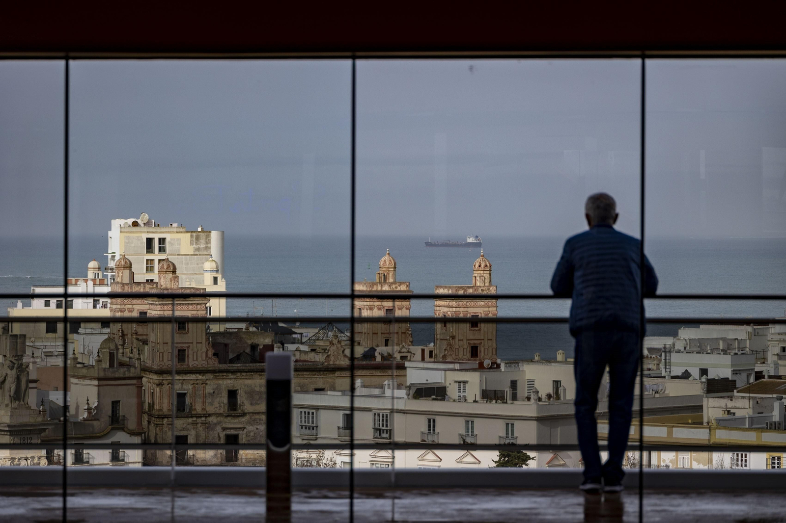 Imágenes de la visita del crucero MSC Euribia al puerto de Cádiz