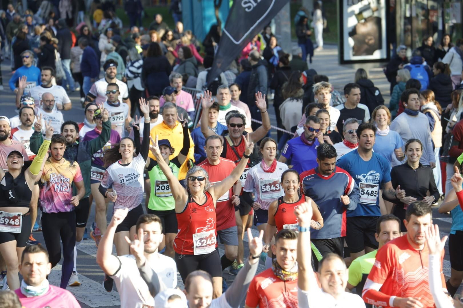Media Maratón de Córdoba 2023: Las mejores fotos de la salida de la prueba Media Maratón de Córdoba 2023: Las mejores fotos de la salida de la prueba
