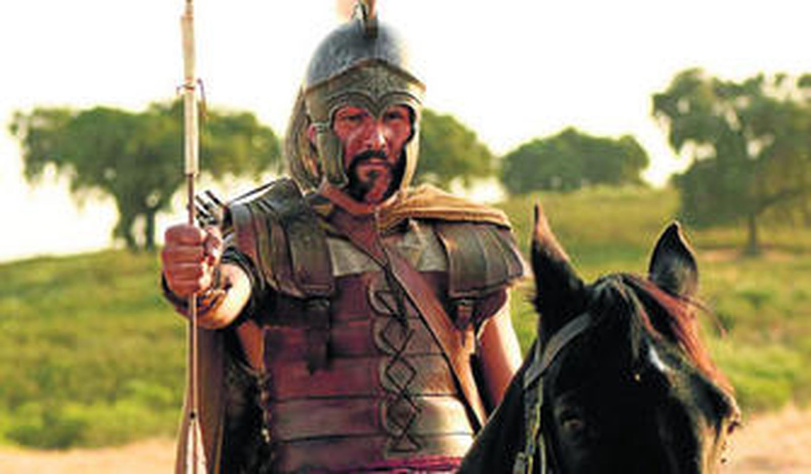 Roberto Enríquez como Viriato en esta mini-temporada final de 'Hispania', en la que su personaje es asesinado.