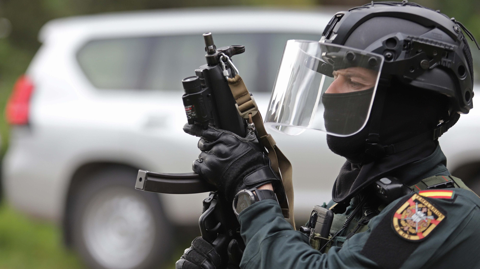 Fotos de los registros de la Guardia Civil en Benharás