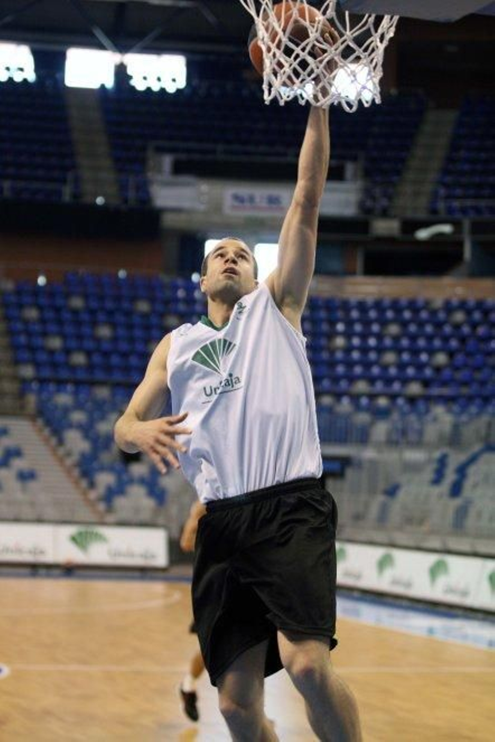 DeVries: "Soy un tirador, pero sé cuándo pasarla"