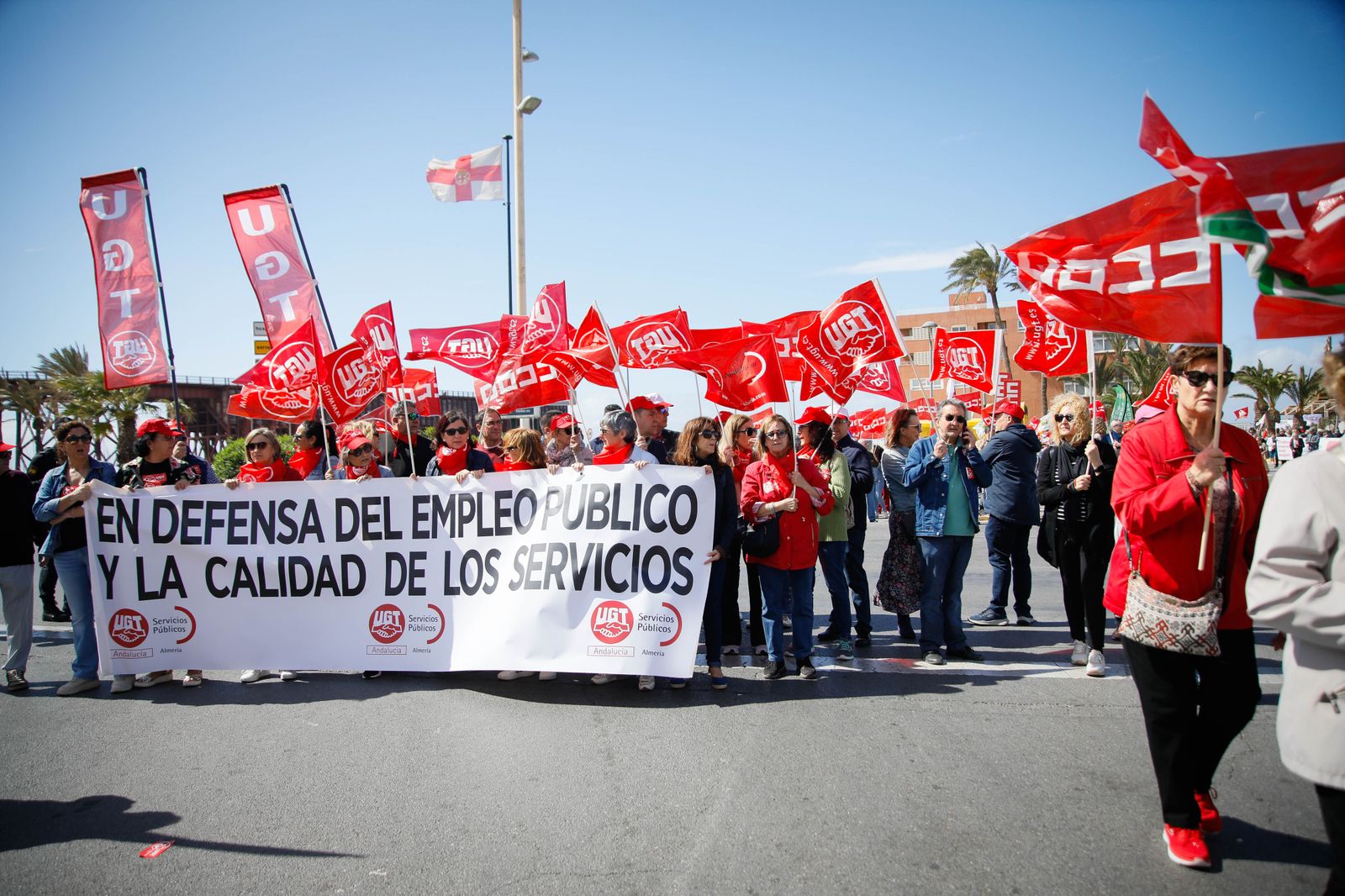 Las imágenes de la manifestación del Día del Trabajador en Almería