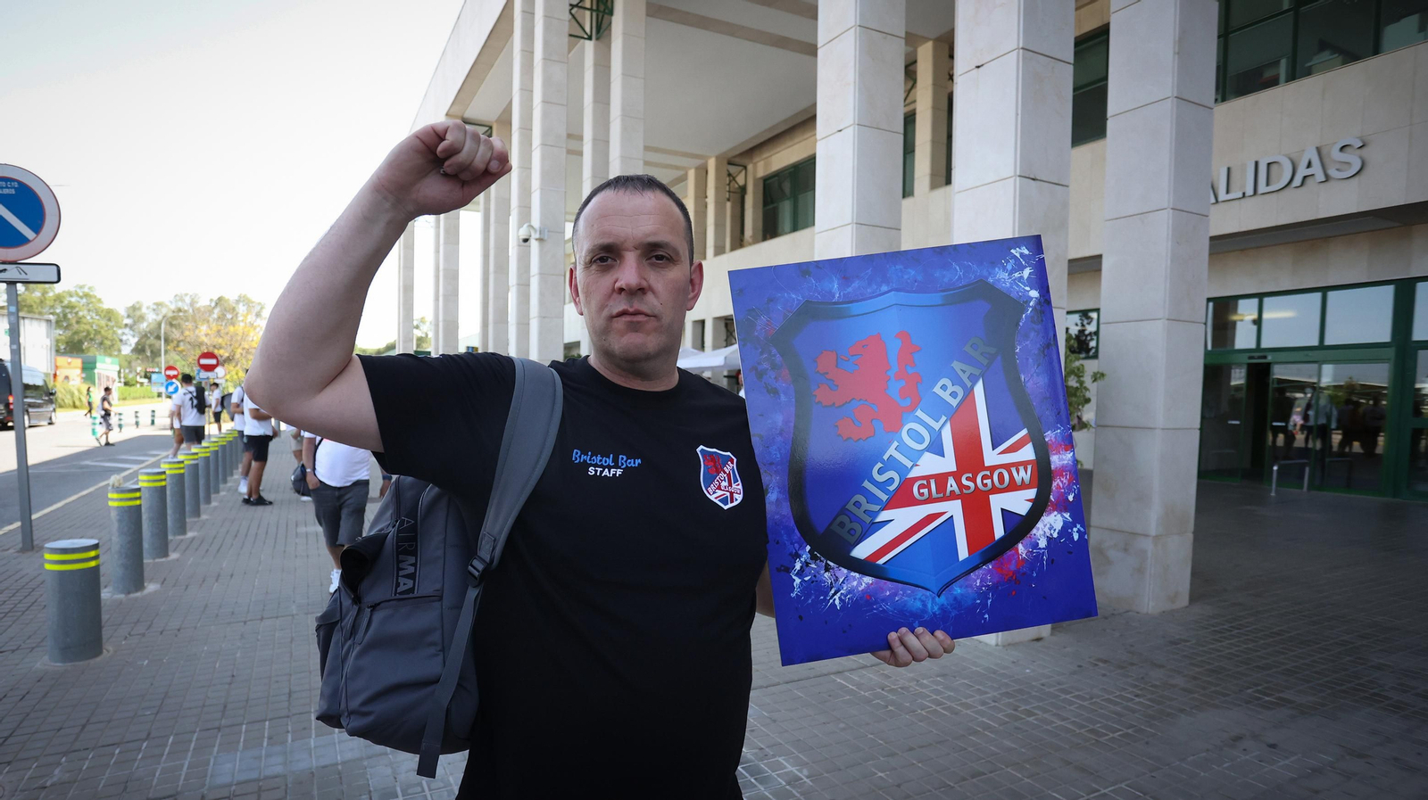 El Aeropuerto de Jerez recibe a hinchas de Glasgow Rangers y Eintracht Frankfurt