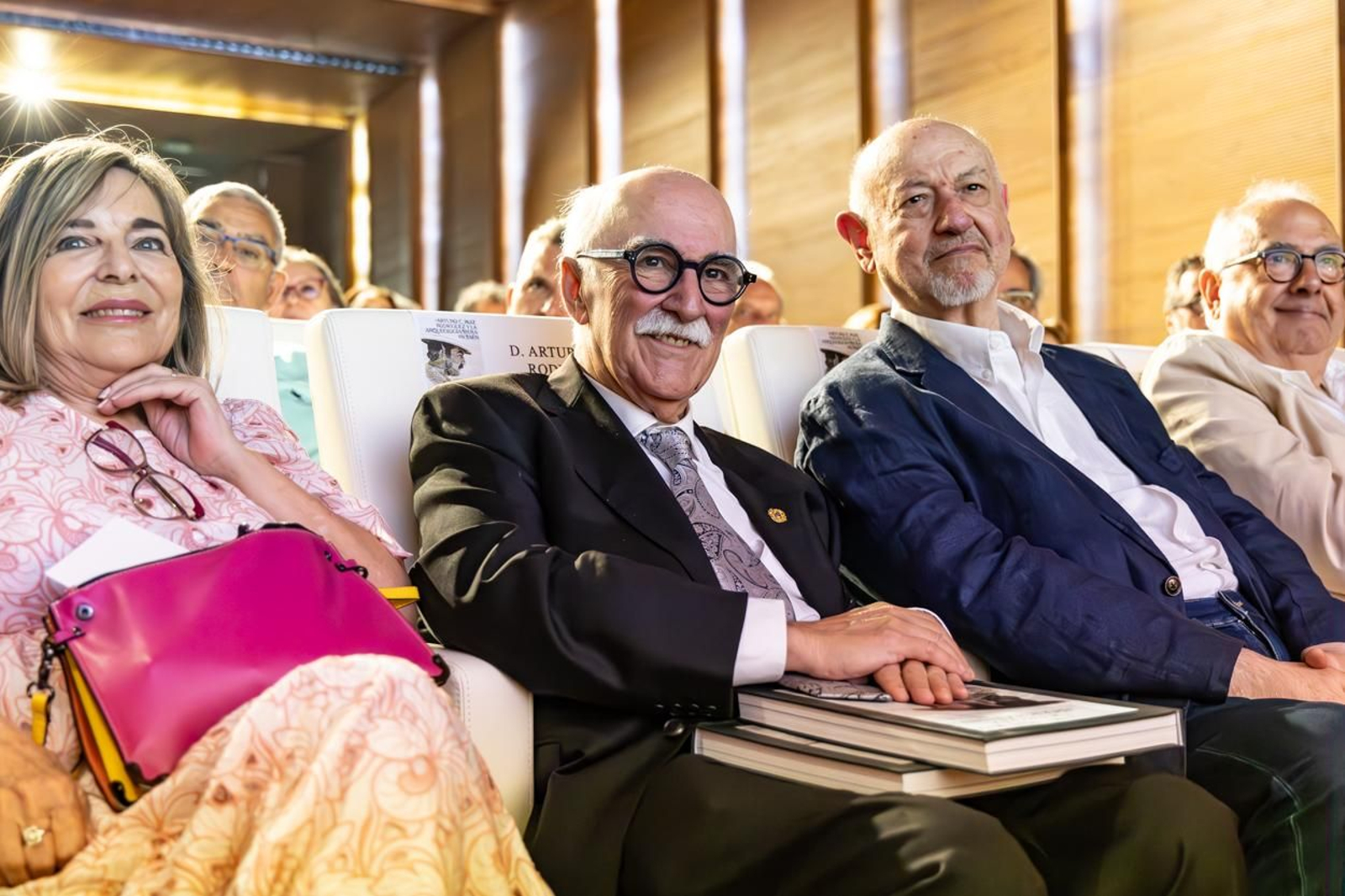 Asi ha sido el homenaje a Arturo Ruiz.