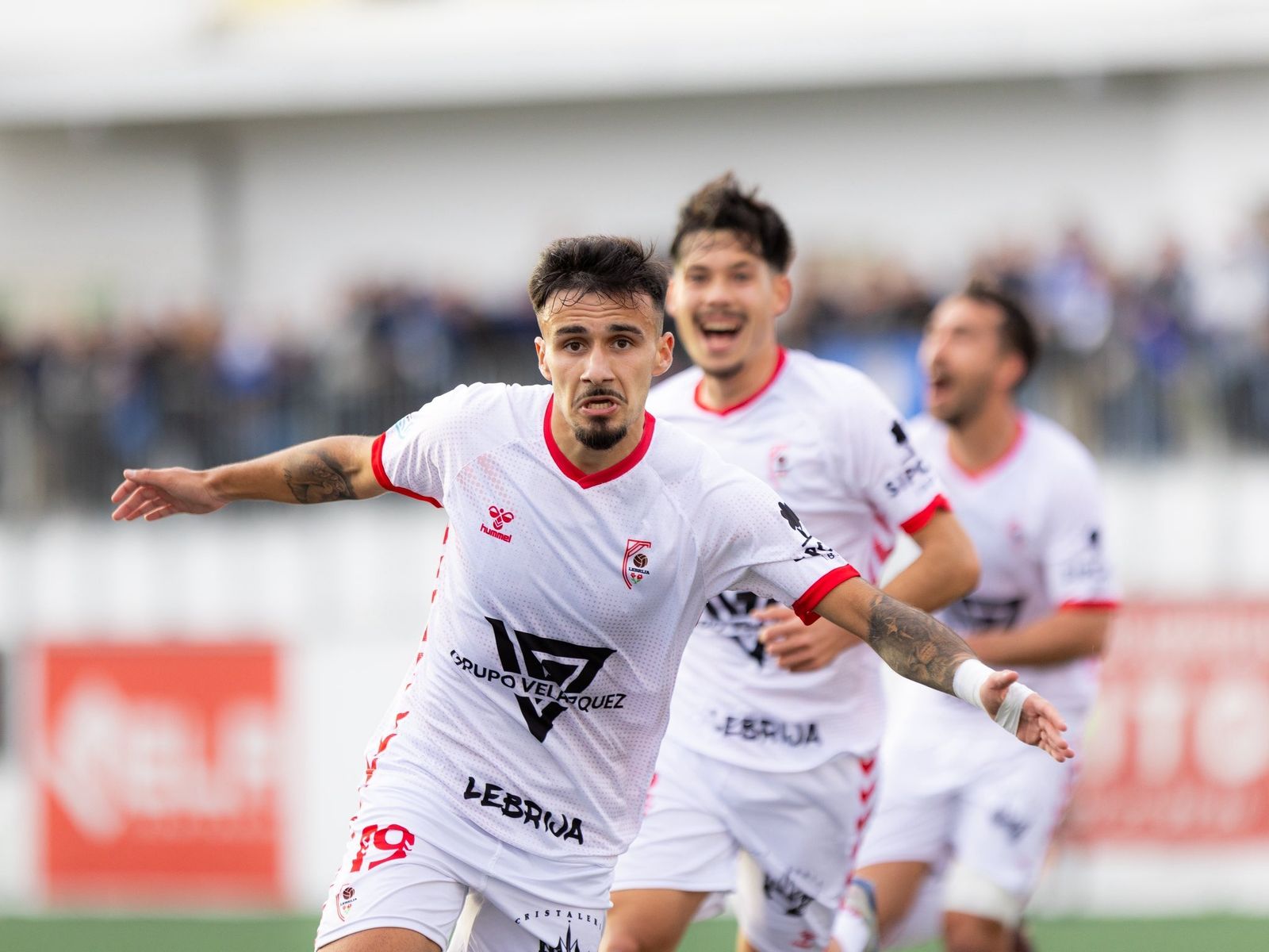 El jerezano Diego Rodríguez anotó dos de los tres goles del Antoniano al Xerez CD.
