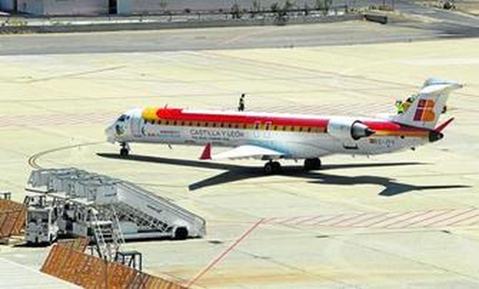 Uno de los reactores que cubren el trayecto entre Almería y Madrid.