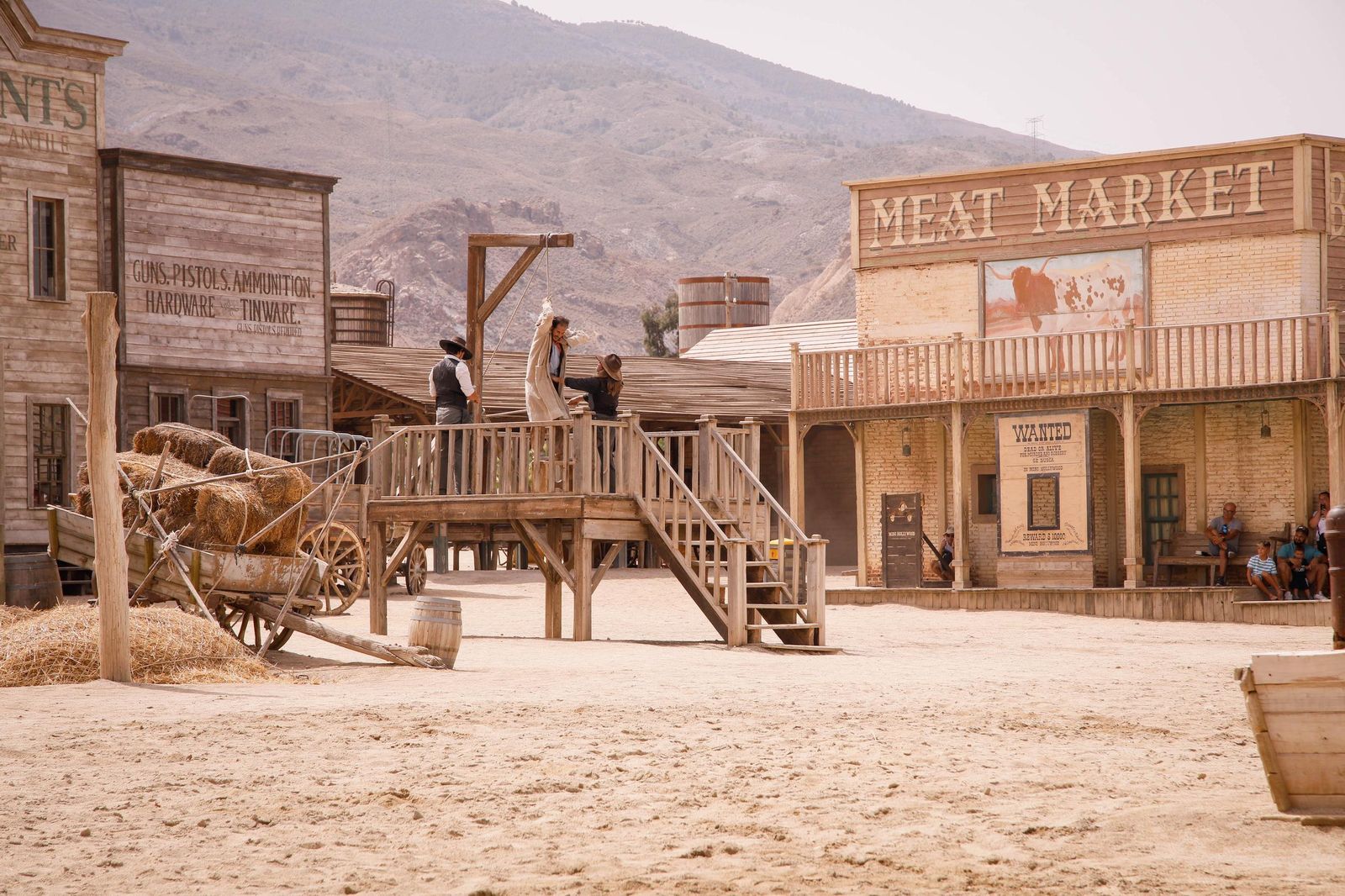 Imágenes del museo a los grandes empresarios y familias históricas de Almería