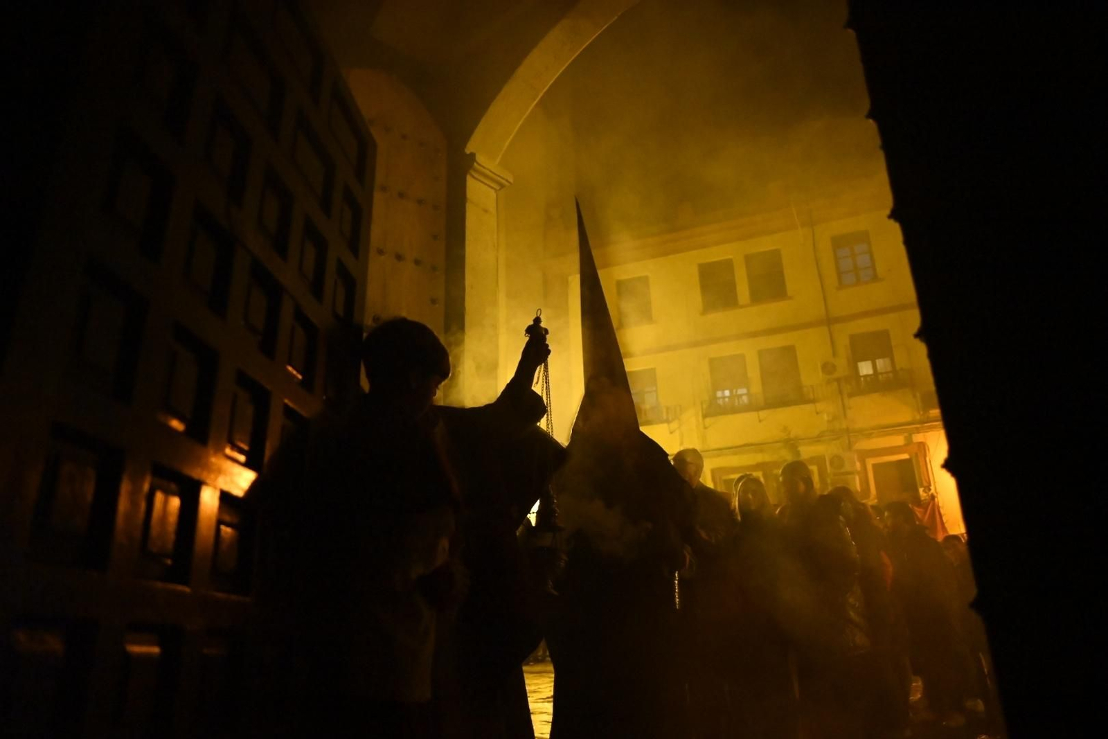 Las mejores imágenes de la hermandad de la Buena Muerte en la Madrugada de Córdoba
