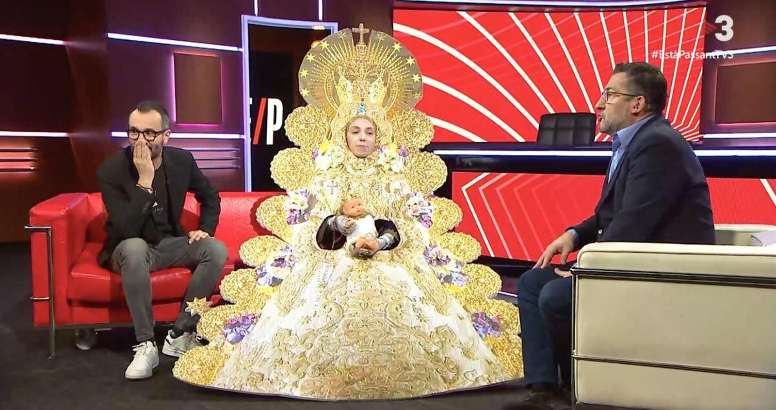 El Obispo de Huelva "lamenta la ofensa" a la Virgen del Rocío de la televisión catalana TV3 El Obispo de Huelva "lamenta la ofensa" a la Virgen del Rocío de la televisión catalana TV3