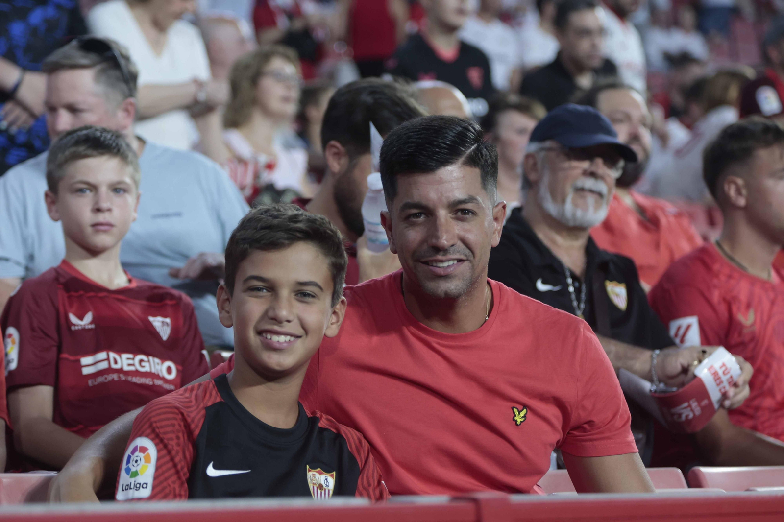 Búscate en las gradas del Sánchez  Pizjuán