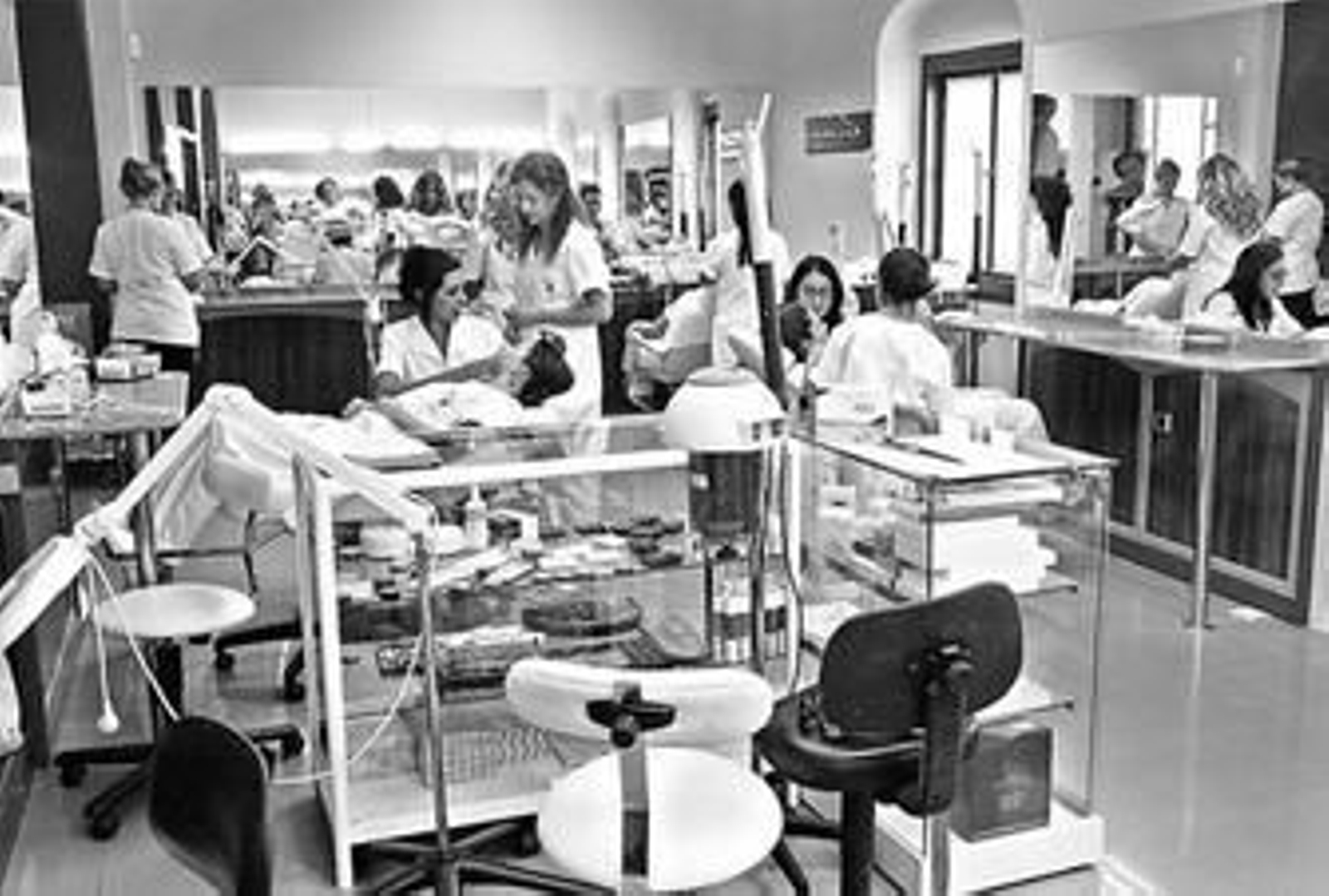 Centro de formación de Grupo Gálvez Peluqueros, sito en la calle Larga.