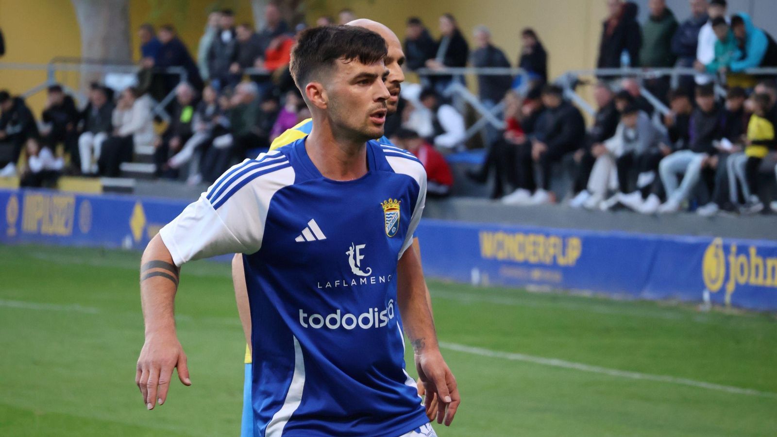 Misffut fue la novedad del once del Xerez CD en Orihuela en lugar de Armengol.