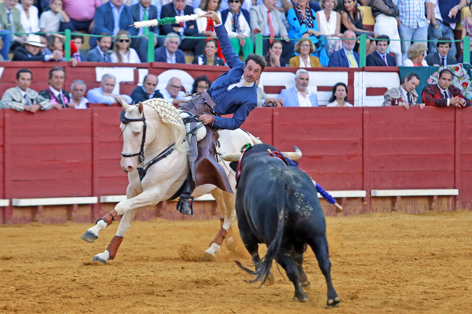 Corrida de Rejones en la plaza de Toros de Jerez