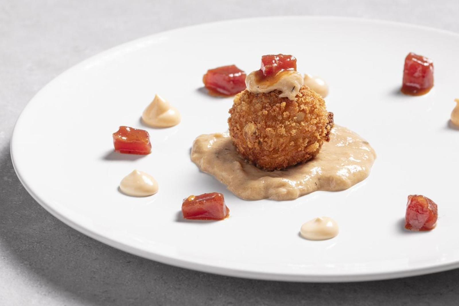 Así de irresistibles son las tapas de la Ruta del Atún de Barbate: Bares y restaurantes donde saborear el mejor atún