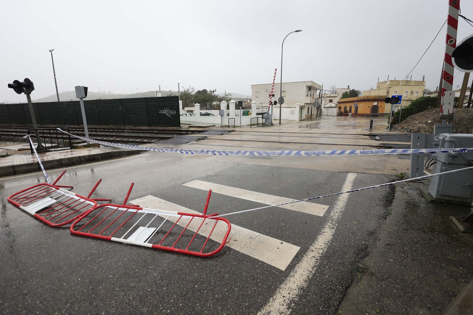Fotos de los efectos de la borrasca Leonardo en Tarifa, Algeciras y Castellar