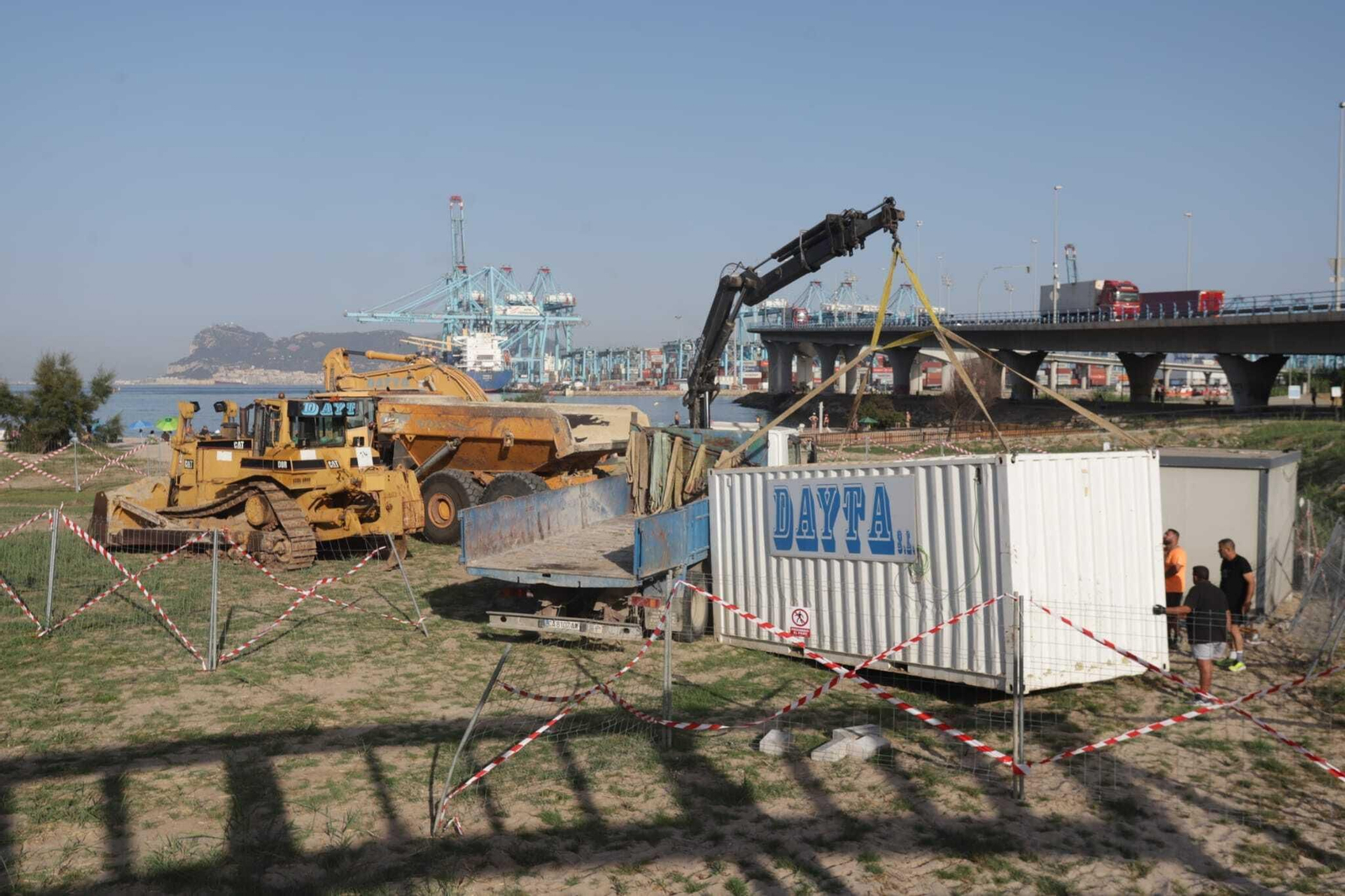 Llegada de la maquinaria a la zona de La Concha.