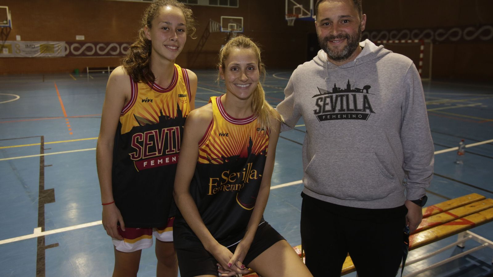 Claudia Jiménez, Virginia Pizarro y Fernando Planelles.