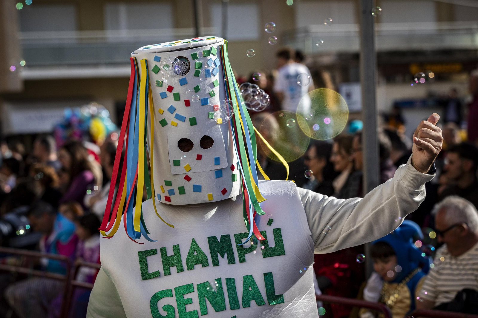 Búscate entre las mejores imágenes de la Cabalgata Magna