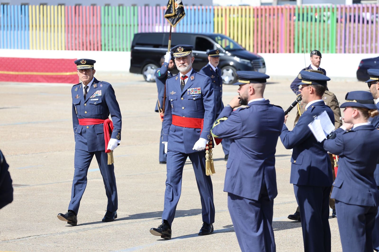 Fotografías del Acto Militar presidido por S.M. el Rey Felipe VI con motivo del centenario del Plus Ultra
