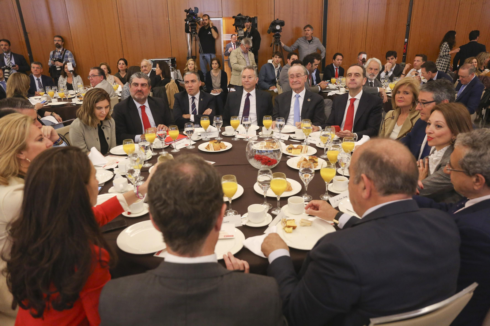 Foro Joly con Elías Bendodo