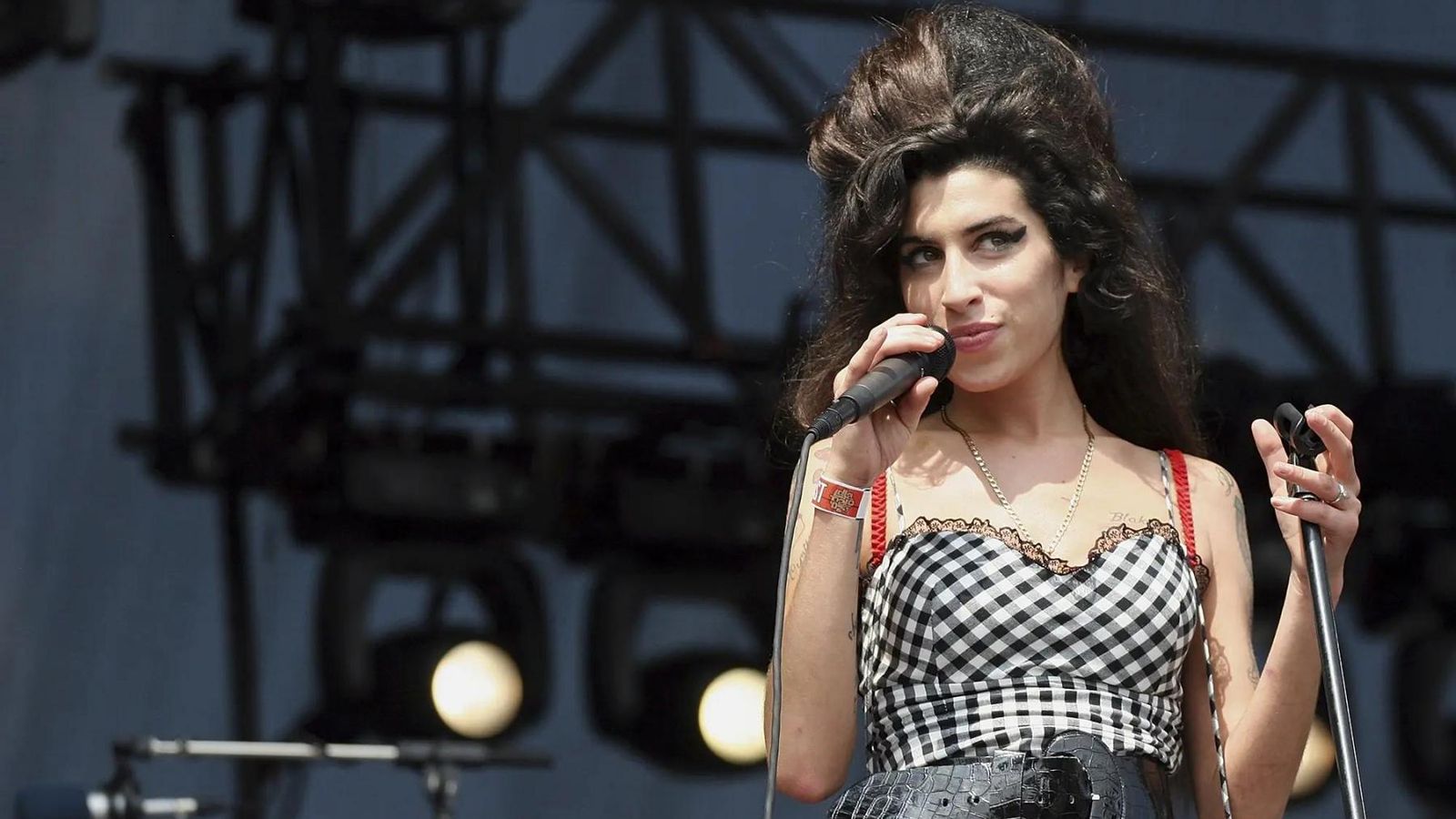La historia de Amy Winehouse salta a la gran pantalla. La historia de Amy Winehouse salta a la gran pantalla.