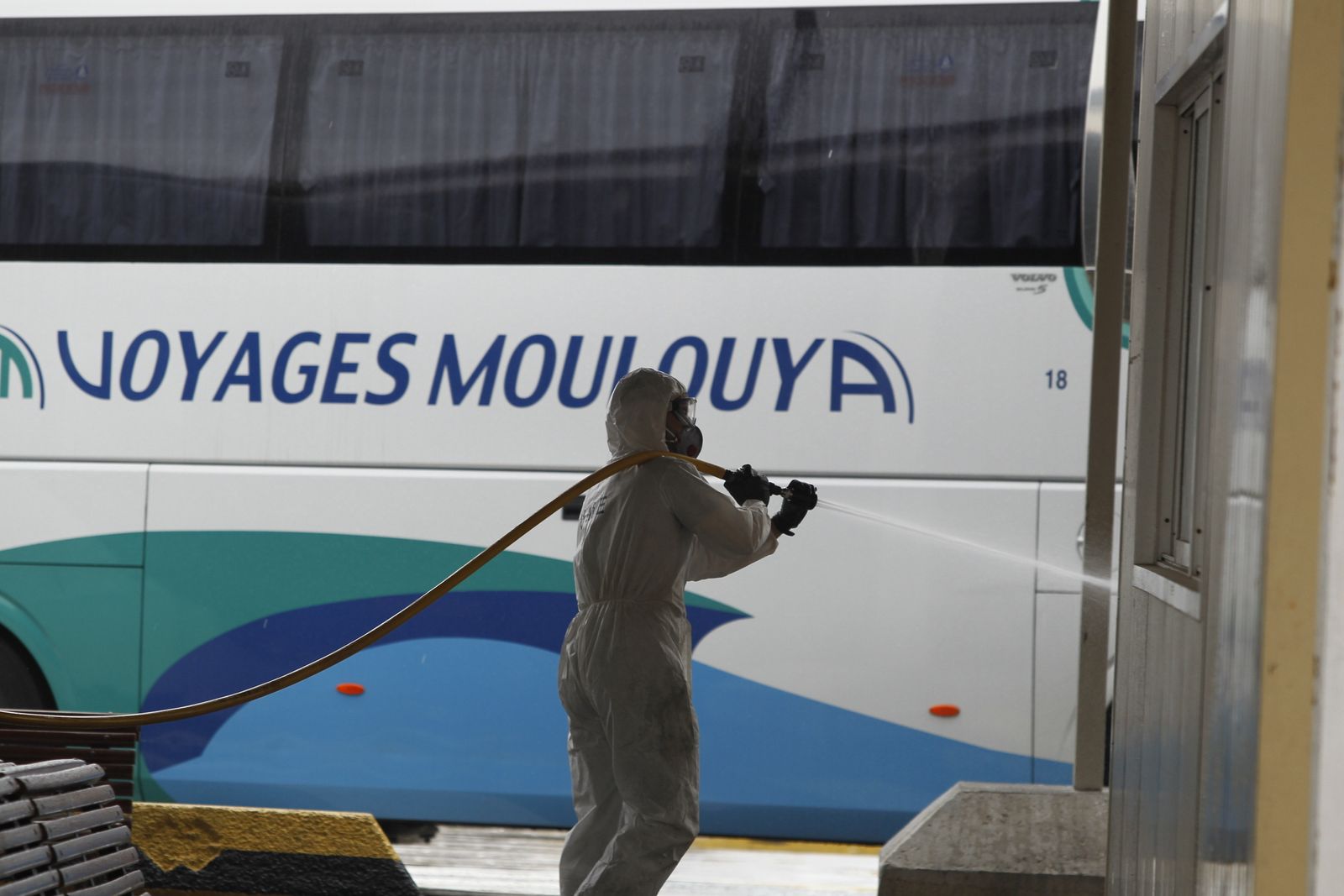 Fotogalería Coronavirus. Actuación UME en Almería.