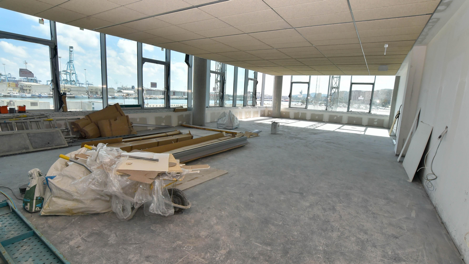 Fotos del nuevo edificio de la Universidad de Cádiz en el Llano Amarillo